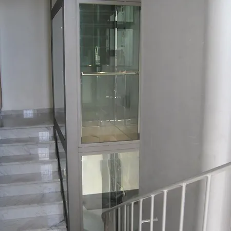 度假居 Colombo 圣雷默